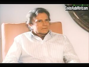 Malu Brunette , Butt in La storia di Lady Chatterley (1989) 15