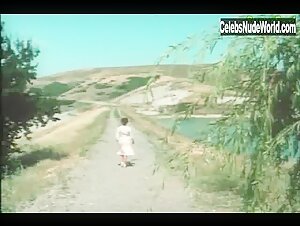 Malu Outdoor , Brunette in La storia di Lady Chatterley (1989) 20