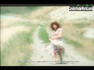 Malu Outdoor , High Heel in La storia di Lady Chatterley (1989) 9