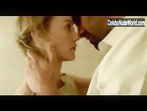 Malene Beltoft Olsen in Julie og Rafiq (2014) 11