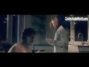 Malene Beltoft Olsen in Kys mig farvel (2015) 13