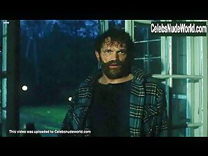 Malgorzata Ostrowska-Krolikowska in Wirus (1996) 20