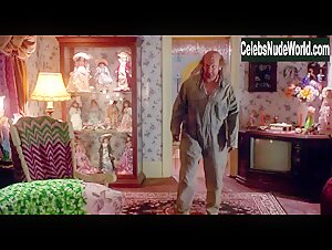 Malin Akerman in Harold and Kumar Go to White Castle (2004) 16