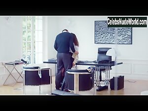 Manal Issa in Peur de rien (2015) 4