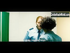 Manuela Martelli in Il mondo fino in fondo (2013) 10