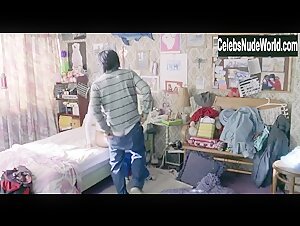 Maria Aura in Y tu mama tambien (2001) 4