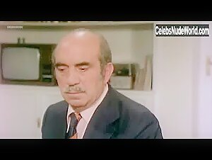 Maria Luisa San Jose in La mujer es cosa de hombres (1976) 12