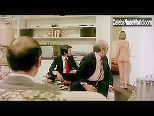 Maria Luisa San Jose in La mujer es cosa de hombres (1976) 17
