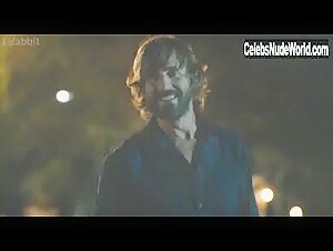 Maria Nela Sinisterra in Solo para dos (2013) 1
