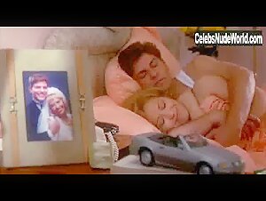 Maria Rojo in De noche vienes, Esmeralda (1997) 3