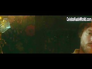 Maria Valverde in Limehouse Golem (2016) 17