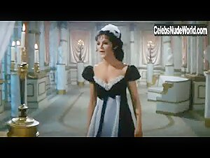 Margaret Lee in Frau Wirtin hat auch eine Nichte (1969) 16
