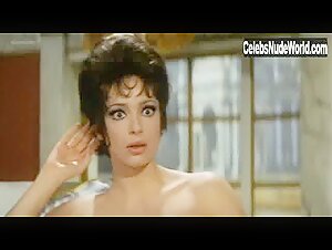 Margaret Lee in Frau Wirtin hat auch eine Nichte (1969) 2