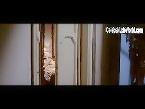 Margaret Lee in La bestia uccide a sangue freddo (1971) 1