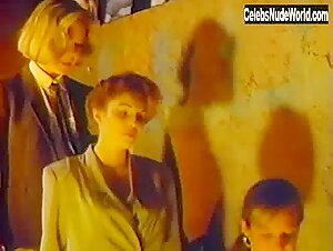Maria Ford in Le declic (1985) 4