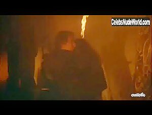 Maria Socas Explicit , Butt in Warrior and the Sorceress (1984) 12