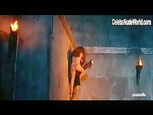 Maria Socas Explicit , Butt in Warrior and the Sorceress (1984) 17