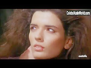 Maria Socas Costume , Brunette in Warrior and the Sorceress (1984) 9