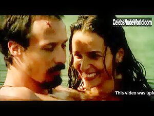 Mariana Loureiro in Carmo (2008) 3