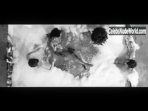 Mariana Nunes Orgy , boobs in A Febre do Rato (2011) 20