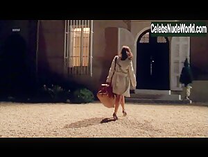 Marie Denarnaud in La vie en miettes (2011) 4