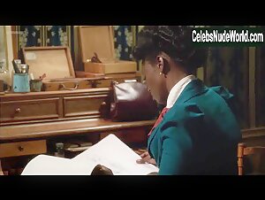 Marie Denarnaud in Mystere a la Tour Eiffel (2015) 1