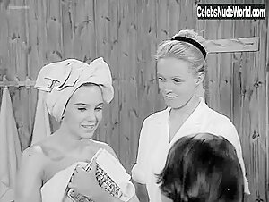 Marie Liljedahl in Jag - en oskuld (1968) 20