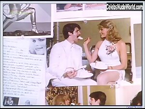 Mariel Hemingway Blonde , Butt scene in Star 80 (1983) 19