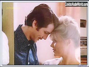 Mariel Hemingway Blonde , Butt scene in Star 80 (1983) 3