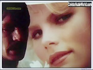 Mariel Hemingway Stocking , Blonde in Star 80 (1983) 16