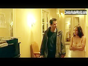 Marion Cotillard in Une affaire privee (2002) 7