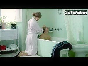 Marta Larralde in Leon y Olvido (2004) 10