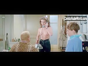 Maruschka Detmers in La vengeance du serpent a plumes (1984) 6
