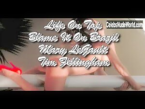 Mary LeGault Kissing , Sexy Dress in Life on Top (series) (2009) 1