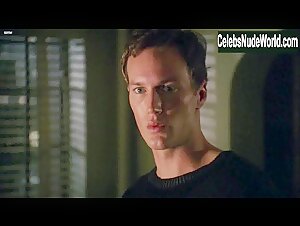 Mary-Louise Parker in Angels in America (series) (2003) 17