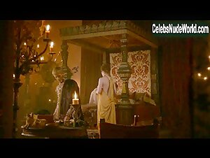 Masie Dee Costume , boobs in Game of Thrones (series) (2011) 17