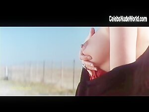 Mathilda May Breast , Nipple in La teta y la luna (1994) 7