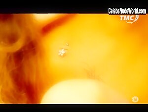 Megane Lesbian , boobs in Fantasmes (series) (2007) 16