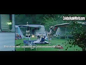 Melanie Laurent in Je vais bien, ne t'en fais pas (2006) 10