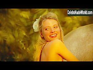 Melanie Thierry in Zero Theorem (2013) 4