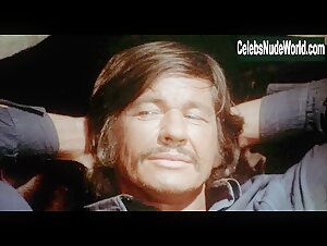 Monica Randall Blonde , Vintage in Soleil rouge (1971) 17