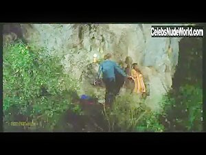 Monica Zanchi in Autostop rosso sangue (1977) 12
