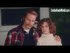 Monica Zanchi Kissing , Vintage in Autostop rosso sangue (1977) 19