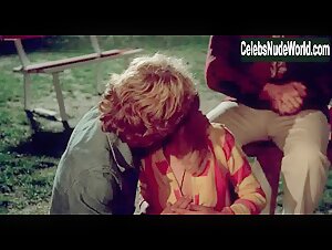 Monica Zanchi Kissing , Vintage in Autostop rosso sangue (1977)