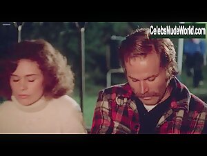 Monica Zanchi Kissing , Vintage in Autostop rosso sangue (1977) 9