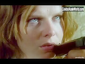 Monica Zanchi Blonde , Cleavage in Suor Emanuelle (1977) 4