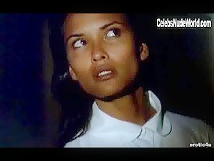 Monica Zanchi Blowjob , Vintage in Suor Emanuelle (1977) 5