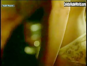 Meg Ryan nude , boobs scene in In the Cut (2003) 6