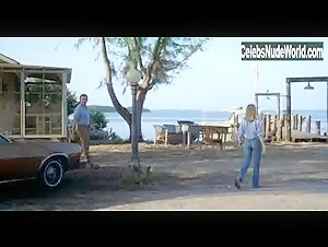 Melanie Griffith Outdoor , Vintage in Night Moves (1975) 9