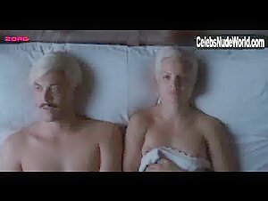 Mena Suvari in Garden of Eden (2008) 19